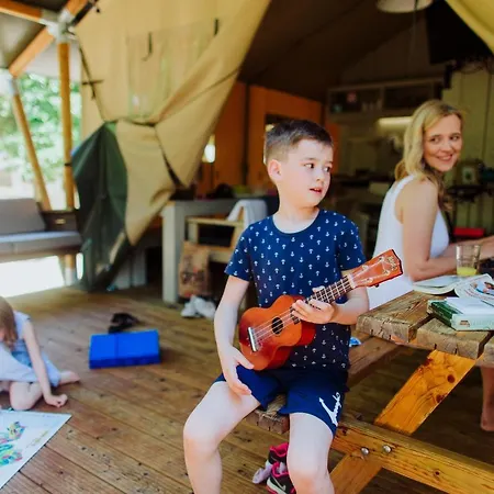 Park Soline Glamping Family Tent 4* بيوغْغاد نا موغو