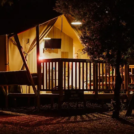 Camping Park Soline Glamping Family Tent