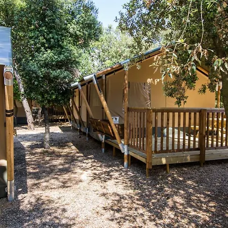 Park Soline Glamping Family Tent