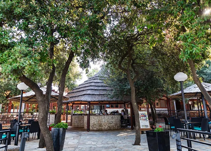 Luksusowy namiot Park Soline Glamping Family Tent Biograd Na Moru