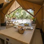 キャンプ場 Park Soline Glamping Family Tent ビオグラード・ナ・モル