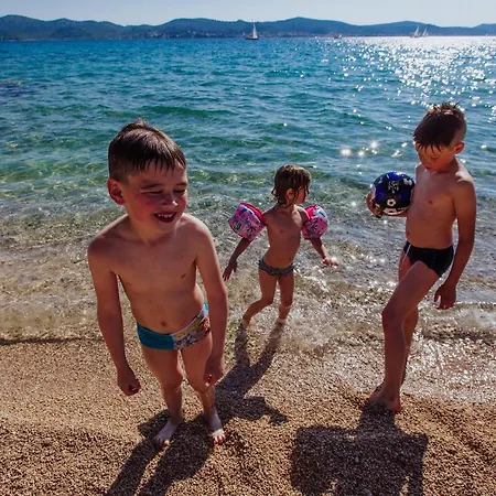 Camping Park Soline Glamping Family Tent Campismo de Luxo