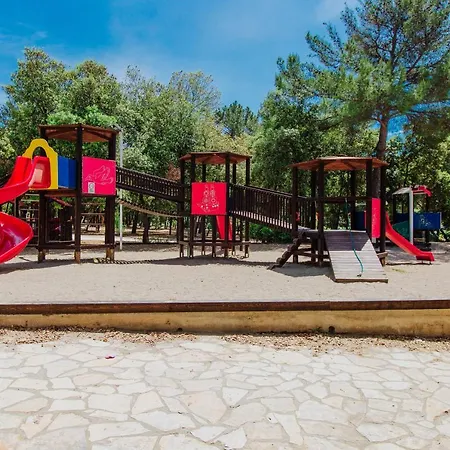 Camping Park Soline Glamping Family Tent