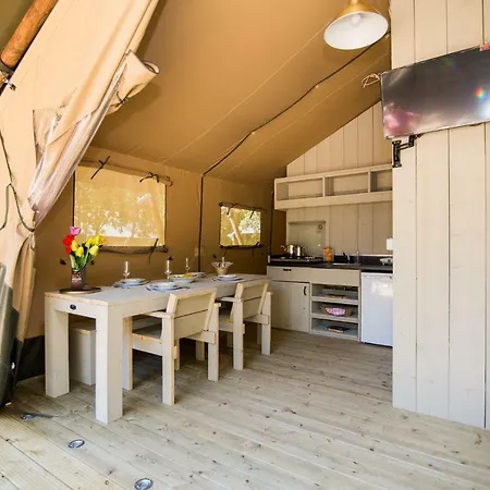 Park Soline Glamping Family Tent 4*