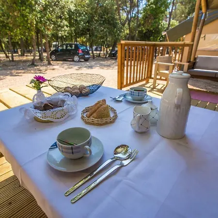 Luxe tent Glamping Soline