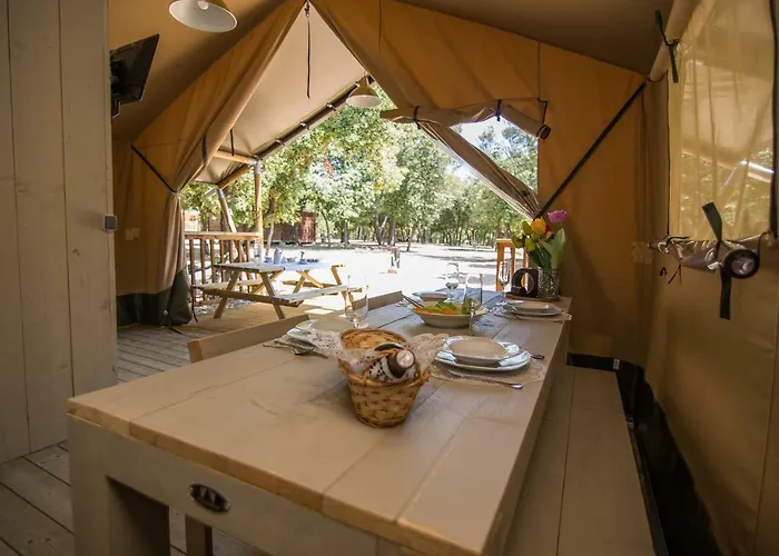 럭셔리텐트 Park Soline Glamping Family Tent 비오그라드나모루